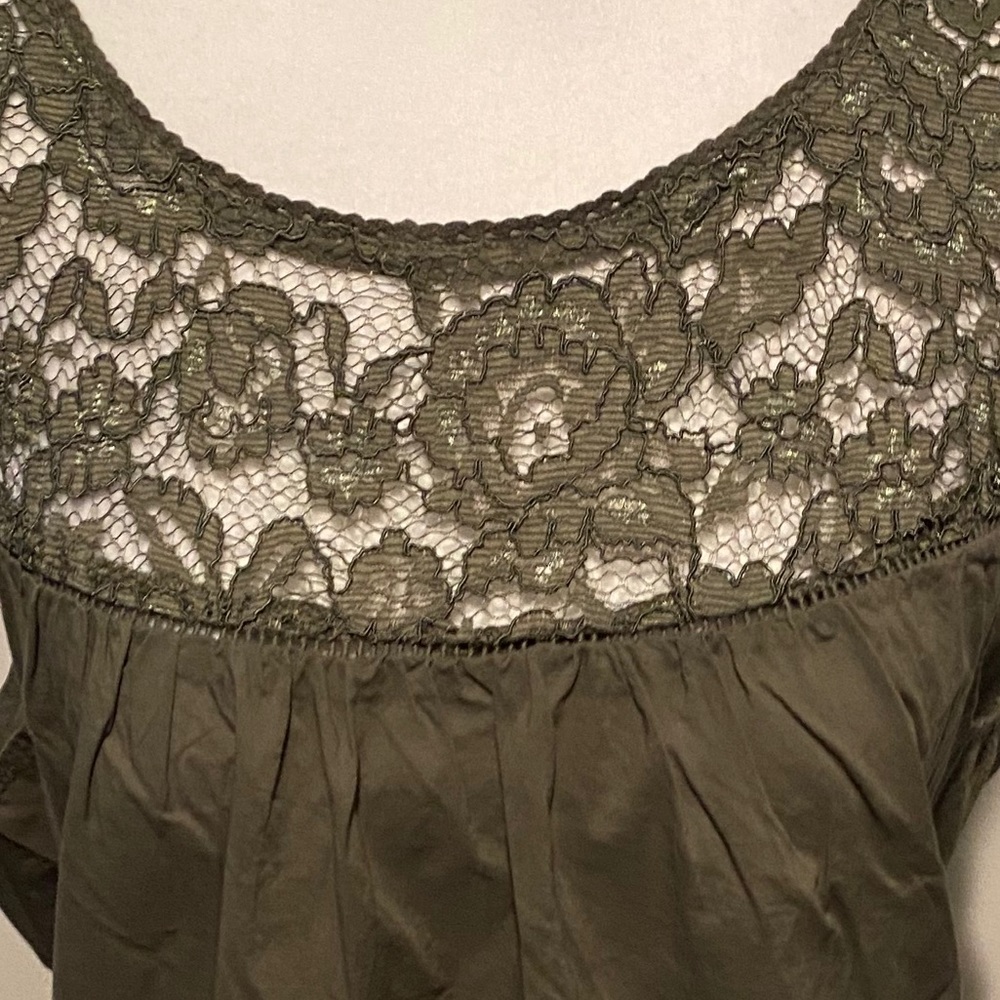 TORRID LACE SLEEVELESS TOP - Picture 13 of 16